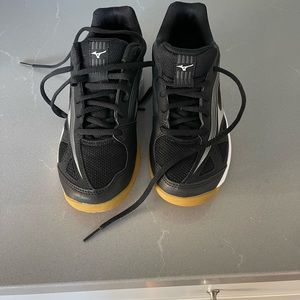 Volleyball ASICS shoes